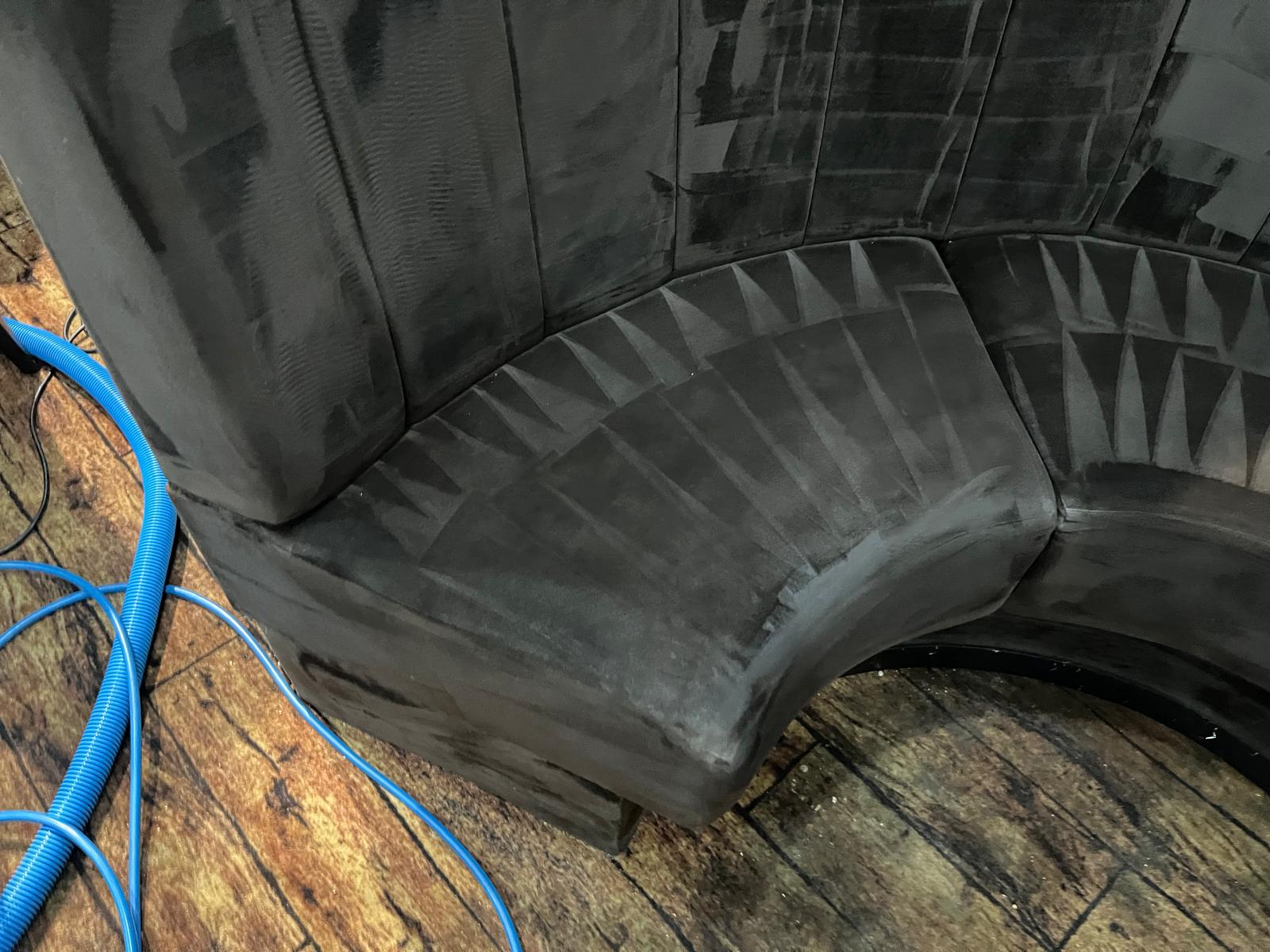Carpet cleaning before and after photo 24